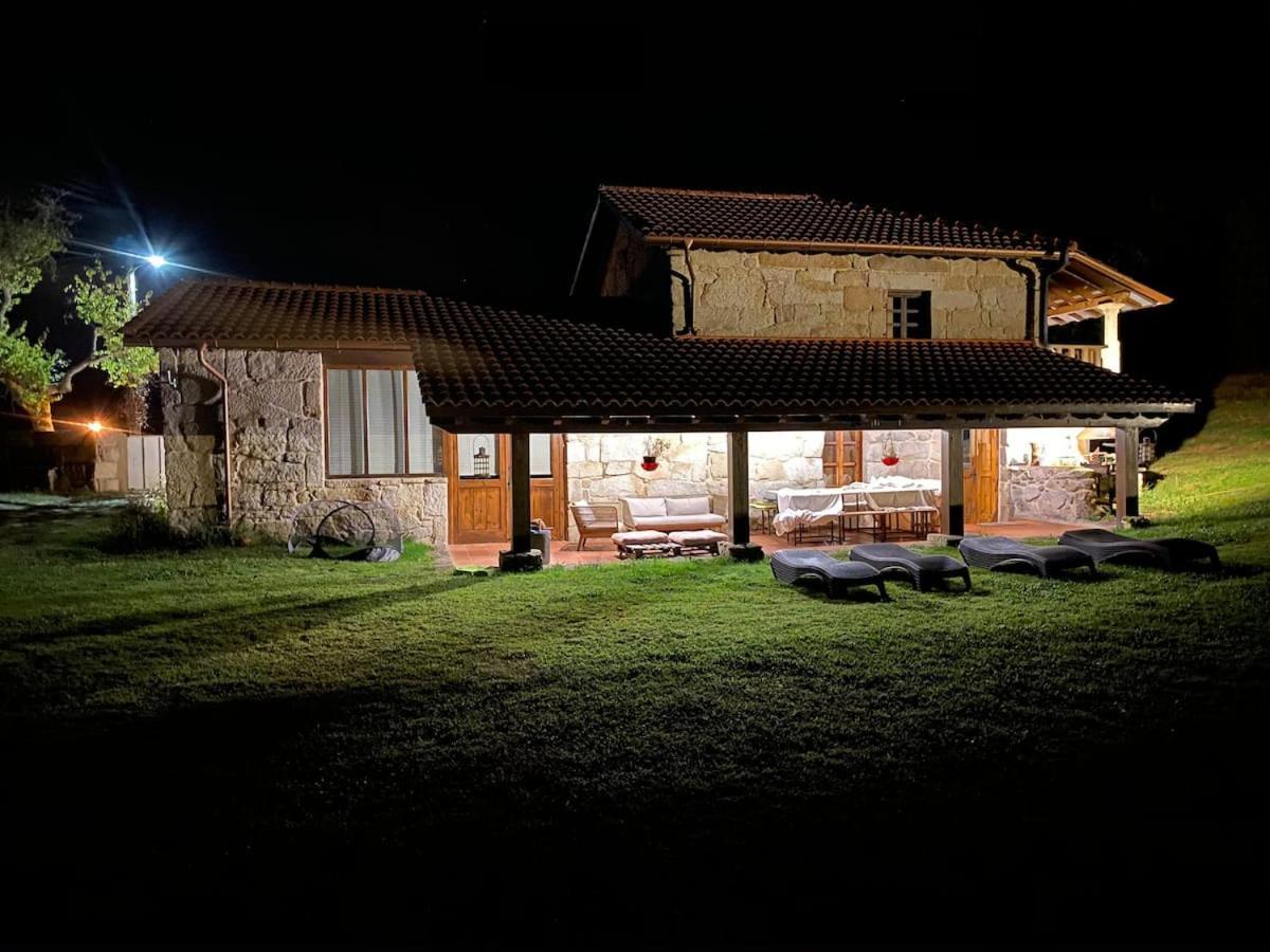 Habitaciones Con Bano Individual En Casa De Campo. Piscina. Amoeiro Exteriér fotografie